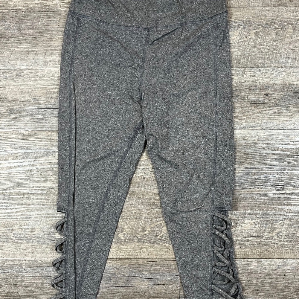 Grey XL Perfectly Soft You Yoga High-Rise Capri Leggings